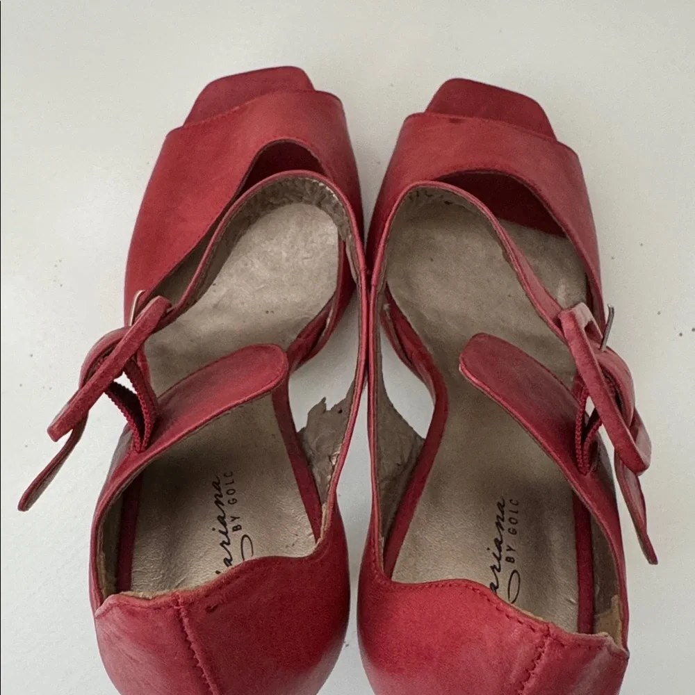 Mariana by Golc red leather high heeled sandals, 35.